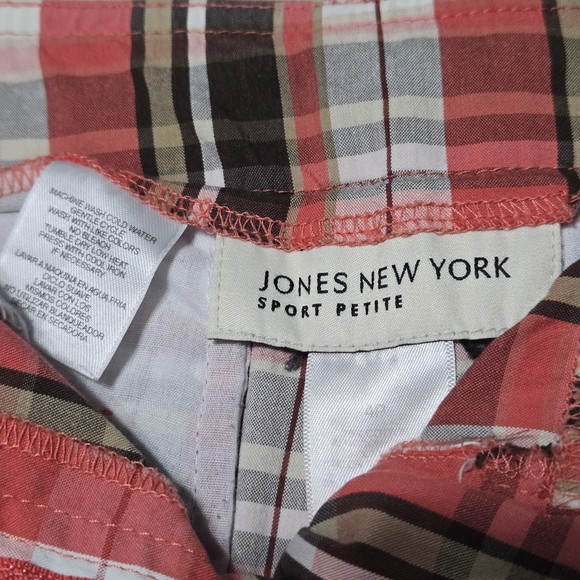 Jones New York Sport Plaid Petite Shorts, 4 P - Picture 7 of 10
